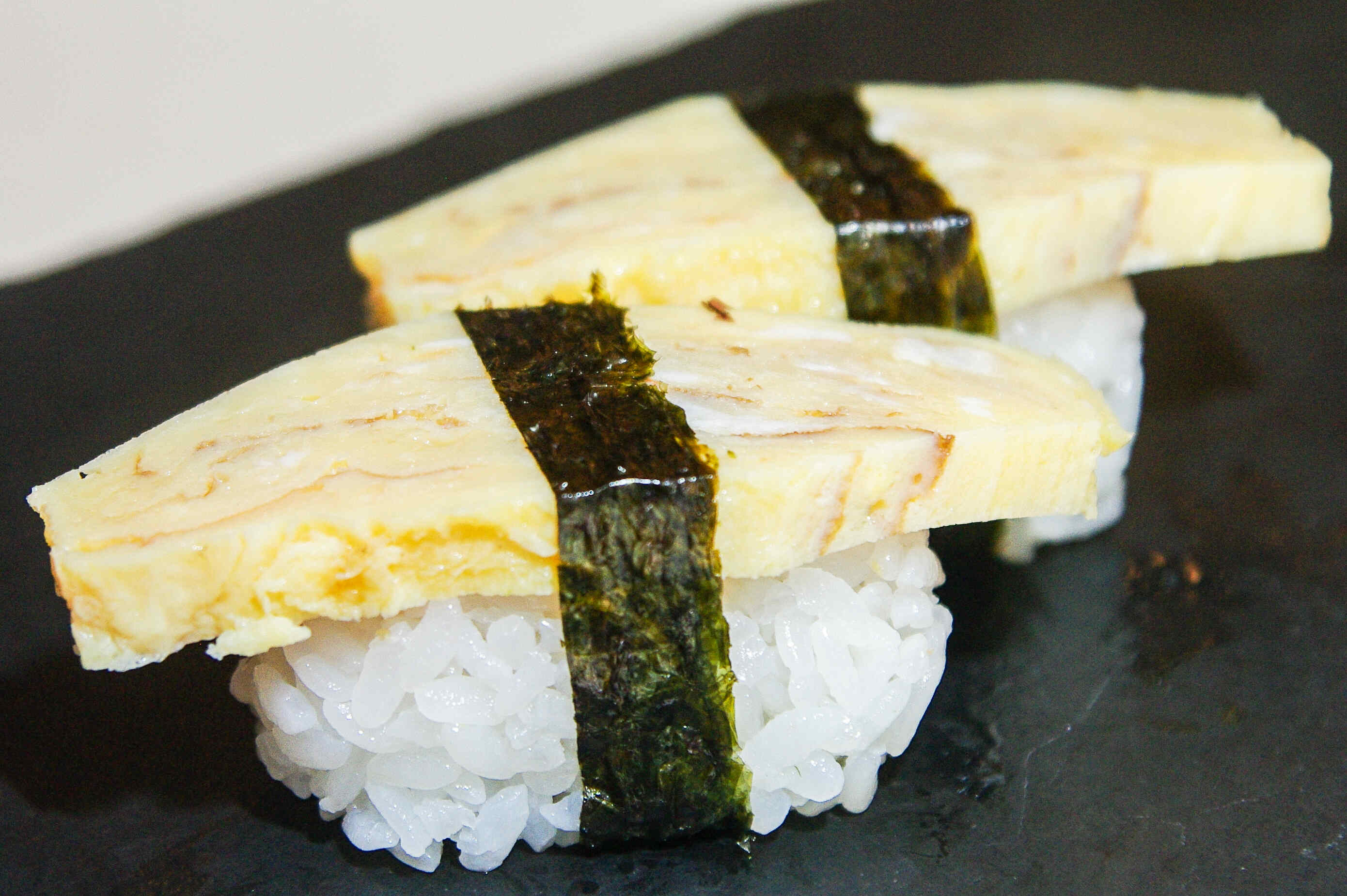 Tamago   Nigiri